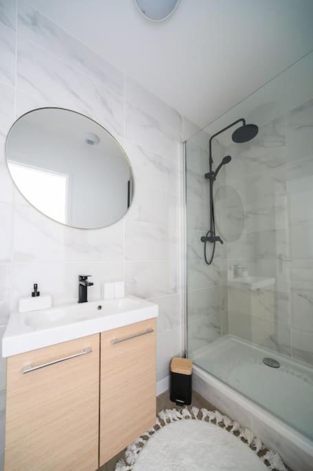 F2 Cosy - Entree Du Havre - 4 Personnes Apartment Le Havre Bagian luar foto